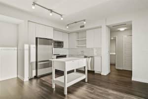 555 NE 8th St, Fort Lauderdale, FL 33304, - MLS#A11828983