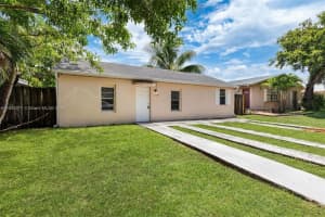 6048 Buchanan St, Hollywood