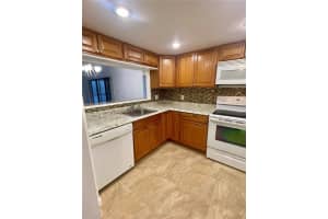 430 Commodore Dr APT 301, Plantation, FL 33325, - MLS#A11829078