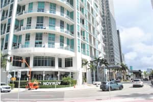300 S Biscayne Blvd T-2802, Miami