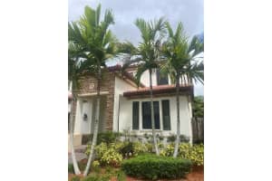 738 SE 37th Pl, Homestead, FL 33033, Sold 08/29/25