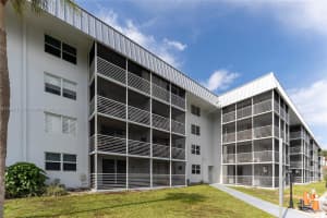 3551 NE 169th St APT 411, North Miami Beach, FL 33160, - MLS#A11829132