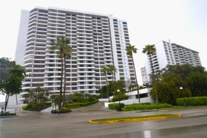 2500 Parkview Dr APT 312, Hallandale Beach, FL 33009, - MLS#A11829155