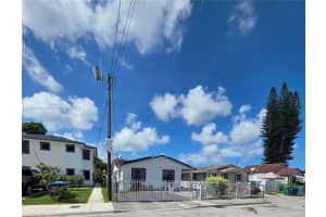 2237 Nw 50th St, Miami