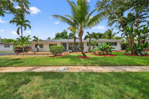 6201 Sw 3rd St, Plantation