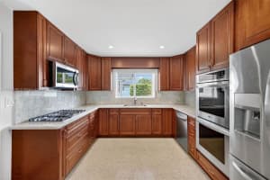 6201 SW 3rd St, Plantation, FL 33317, Sold 10/15/25