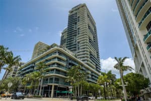 121 Ne 34th St 2711, Miami