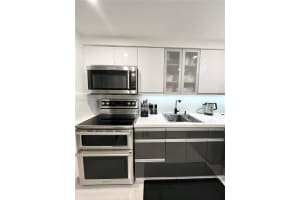 6770 Indian Creek Dr APT 5P, Miami Beach, FL 33141, - MLS#A11829300