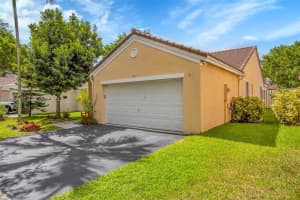 1611 Palermo Dr, Weston, FL 33327, - MLS#A11829306