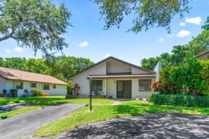 3693 N Arelia Dr N, Delray Beach