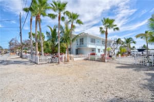 162 Azalea St, Tavernier, FL 33070, - MLS#A11829421
