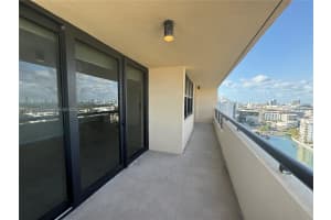 2555 Collins Ave APT 2002, Miami Beach, FL 33140, - MLS#A11829437