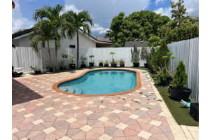 15257 SW 57th St, Miami, FL 33193, - MLS#A11829451