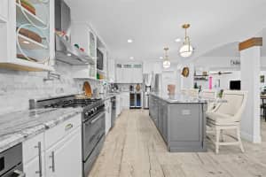 4215 Roosevelt St, Hollywood, FL 33021, Sold 08/11/25