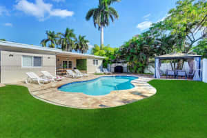 1228 Johnson St, Hollywood, FL 33019, - MLS#A11829579