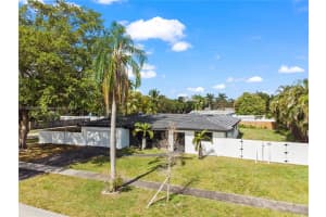 5131 Monroe St, Hollywood, FL 33021, Sold 08/07/25