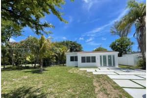 1401 Ne 178th St, North Miami Beach