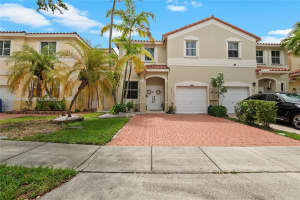 3363 Sw 169th Ter, Miramar