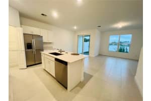 6935 Harbours Edge Ave Lake Worth, FL 33467 - MLS#A11829665