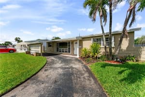 2341 Riviera Dr Miramar, FL 33023 - MLS#A11829743