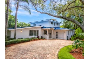 11900 SW 70th Ave, Miami, FL 33156, Sold 09/02/25