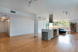 20200 W Country Club Dr Ph24, Aventura
