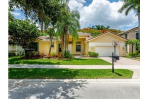 3967 Nighthawk Dr, Weston