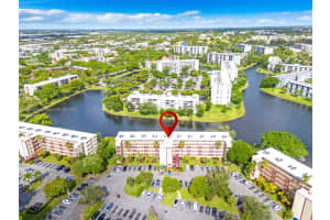 2106 S Cypress Bend Dr 203 Pompano Beach, FL 33069 - MLS#A11829866
