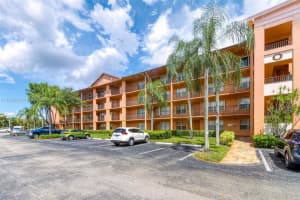 571 Sw 142nd Ave 209o, Pembroke Pines