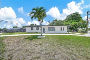 17310 NW 46th Ave, Miami Gardens, FL 33055, Sold 06/27/25