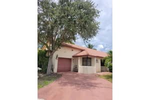 810 SW 113th Terrace, Pembroke Pines, FL 33025, - MLS#A11830016