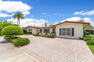 5002 SW 87th Pl, Miami, FL 33165, Sold 08/29/25
