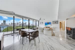 1000 Venetian Way APT 708, Miami Beach, FL 33139, Sold 10/14/25