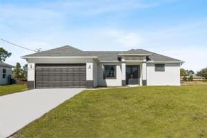 933 Gleason St, Lehigh Acres, FL 33974, - MLS#A11830097