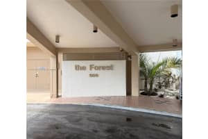 900 Saint Charles Pl L6, Pembroke Pines