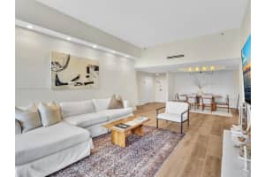 20191 E Country Club Dr APT 311, Aventura, FL 33180, Sold 08/06/25