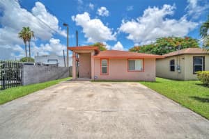 2175 Nw 50th St, Miami