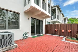 5840 Nw 104th Path 5840 Doral, FL 33178 - MLS#A11830165