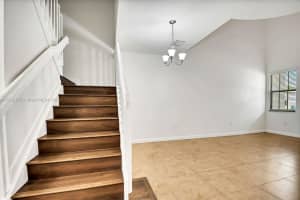 5840 Nw 104th Path 5840 Doral, FL 33178 - MLS#A11830165