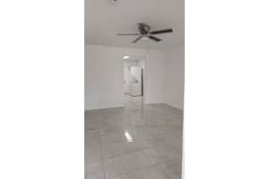 1051 Nw 27th Ave 2 Fort Lauderdale, FL 33311 - MLS#A11830171