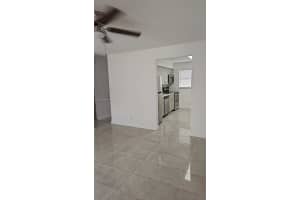 1051 Nw 27th Ave 2 Fort Lauderdale, FL 33311 - MLS#A11830171