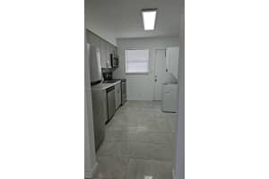 1051 Nw 27th Ave 2 Fort Lauderdale, FL 33311 - MLS#A11830171