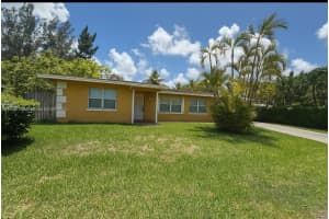 13250 Sw 67th St, Miami