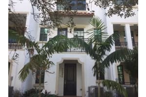 11332 Sw 15th St, Pembroke Pines