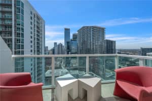41 SE 5th St APT 2004, Miami, FL 33131, - MLS#A11830231