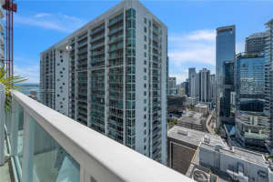 41 SE 5th St APT 2004, Miami, FL 33131, - MLS#A11830231