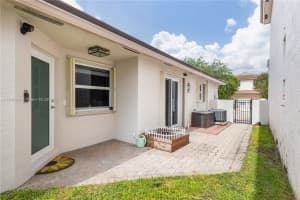 184 NW 75th Way, Plantation, FL 33317, Sold 08/06/25