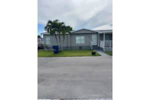 19800 Sw 180th Ave #580, Miami