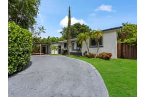 351 Ne 117th St, Miami