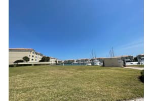19 Harbour Isle Dr W UNIT 201, Fort Pierce, FL 34949, - MLS#A11830308